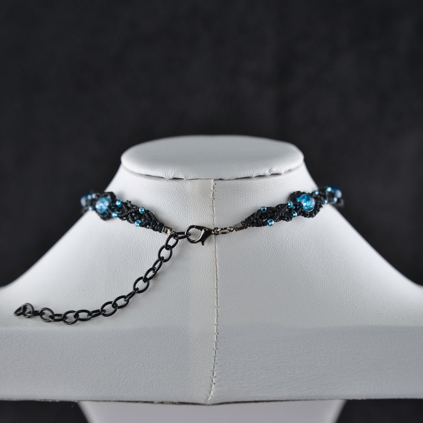 Clouded Night Choker