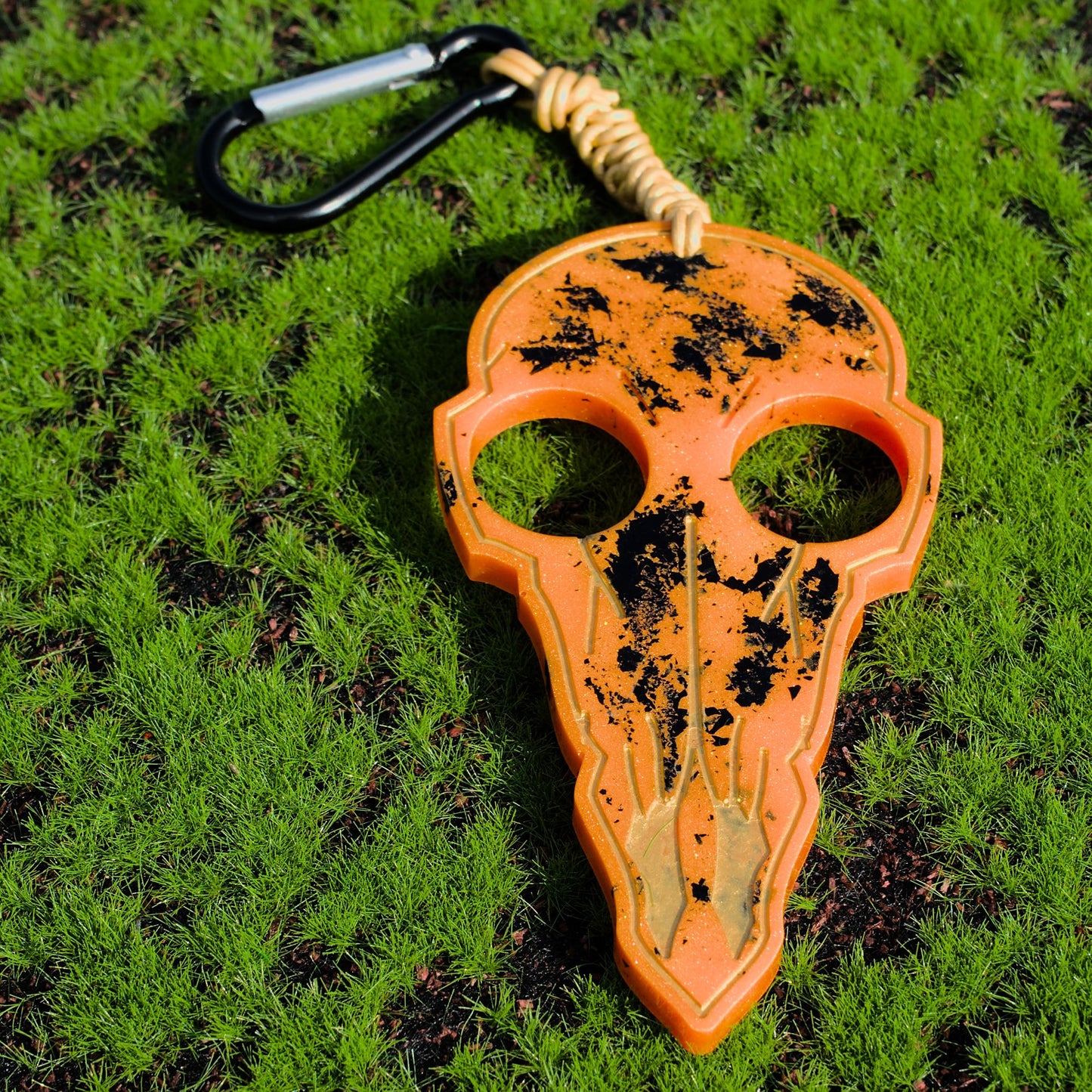 Pointy Bird Skull Keychain