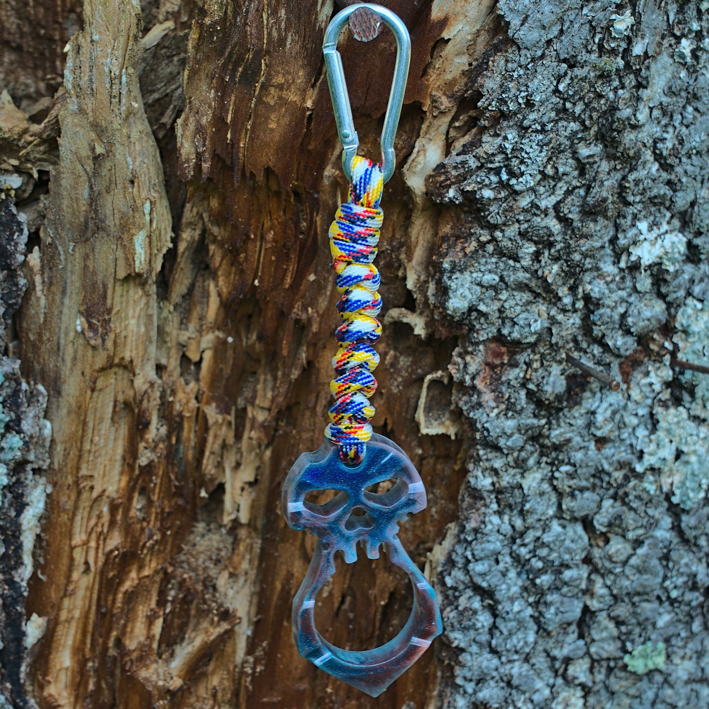 Pointy Screaming Skull Keychain