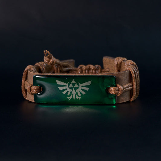 Triforce Royal Crest Engraving - Unisex Leather Adjustable Bracelet